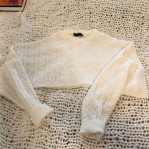 PrettyLittleThing Tops - Cropped cream sweater PrettyLittleThing Tops - Cropped cream sweater